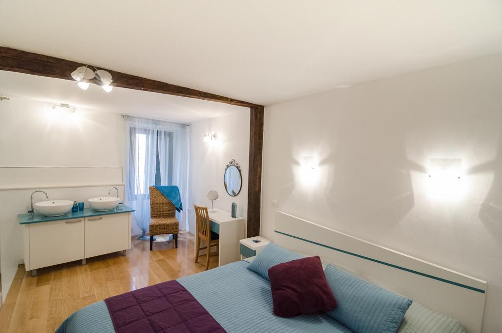 Apartment Sea View Rovinj Exterior photo