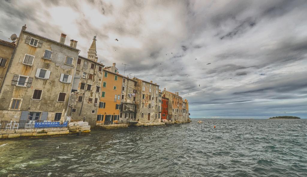 Apartment Sea View Rovinj Exterior photo
